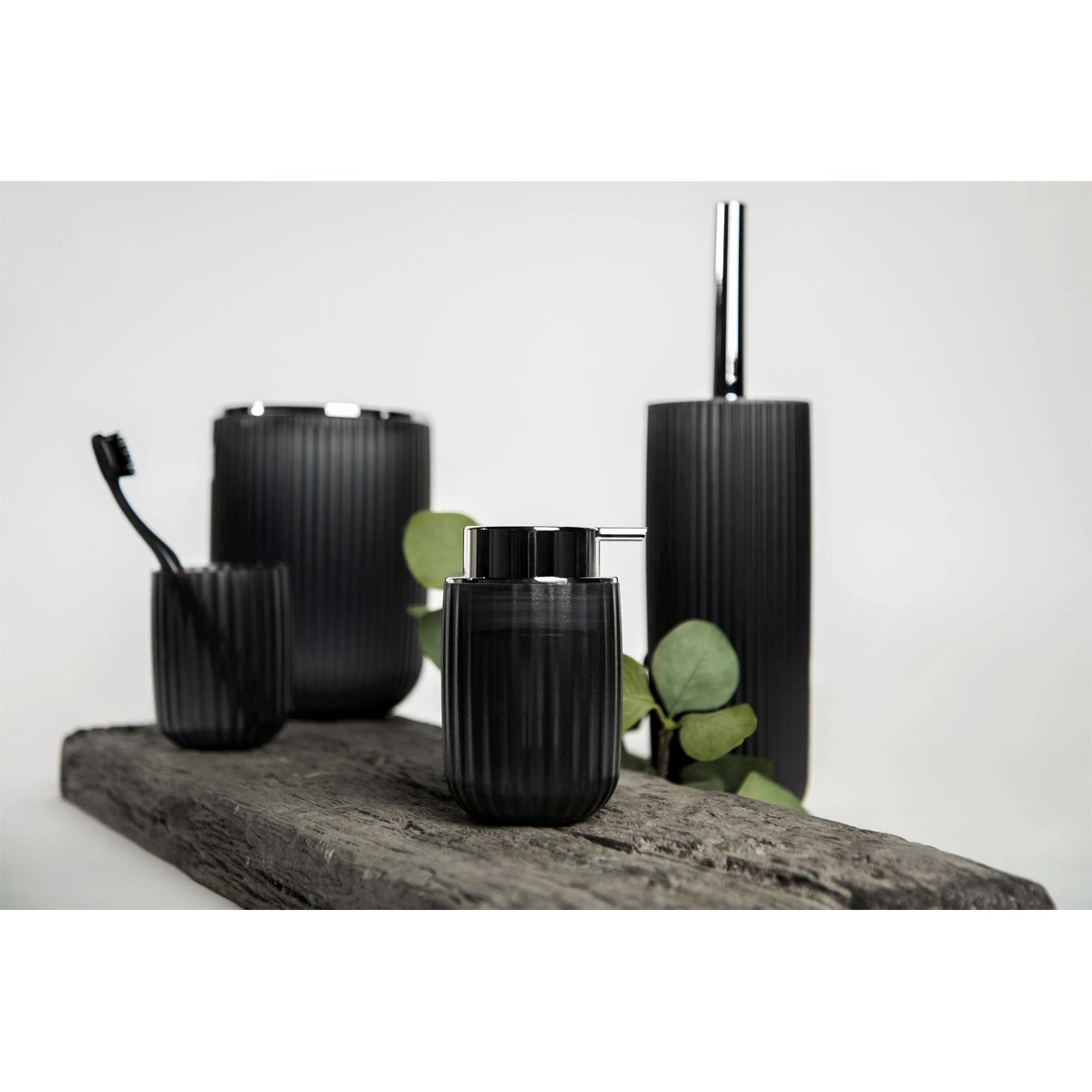 Wenko Schwingdeckeleimer „Agropoli“ S, Grau, 2 L 5 Wenko Schwingdeckeleimer „Agropoli“ S, Grau, 2 L – Bild 3