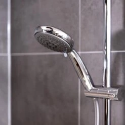 Wenko Duschkopf Basic Grau Kunststoff (ABS), 10 X 10 Cm Grau Chrom 18 Wenko Duschkopf Basic Grau Kunststoff (ABS), 10 X 10 Cm Grau Chrom -Wenko 4008838266564 1068 AB 01