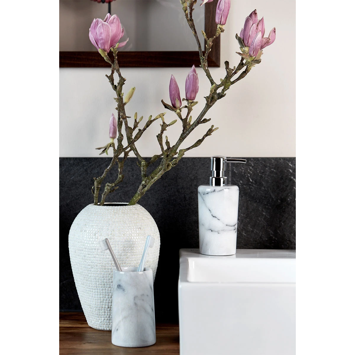 Wenko Zahnputzbecher Onyx 2er Set Marmor 6 Wenko Zahnputzbecher Onyx 2er Set Marmor – Bild 4